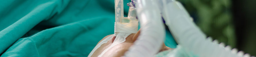 Dr Quentin Saint Genis intubation